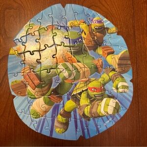 Teenage Mutant Ninja Turtles Round Kids 48 piece Puzzle - Green no box